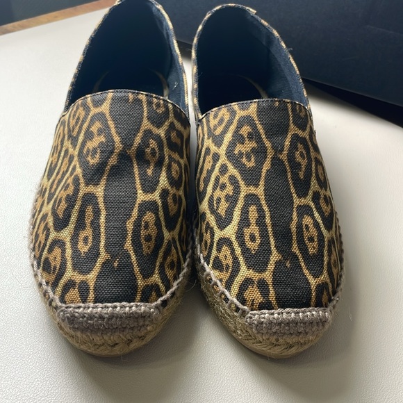 New Saint Laurent leopard-print espadrilles - Picture 2 of 5